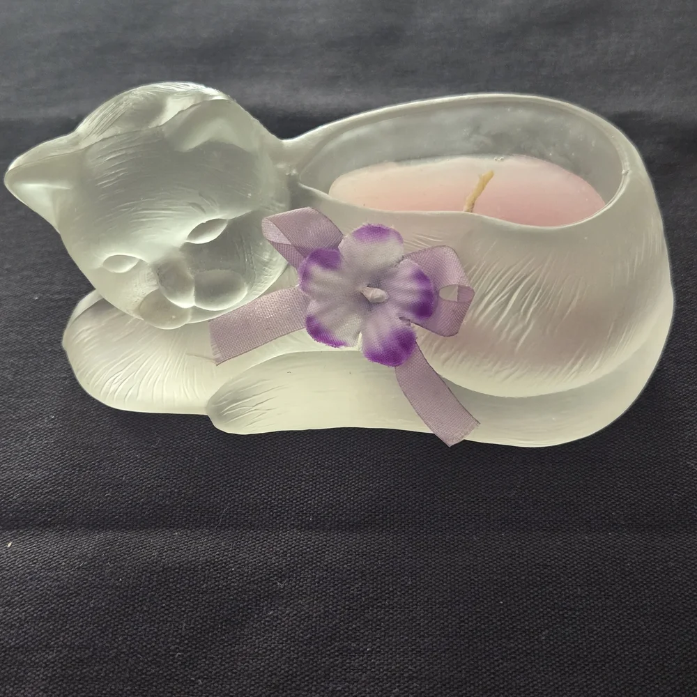 Emson Frosted Satin Glass Cat Candle Holder .